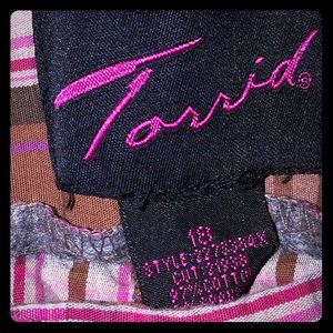 Torrid plus size 18 plaid shorts